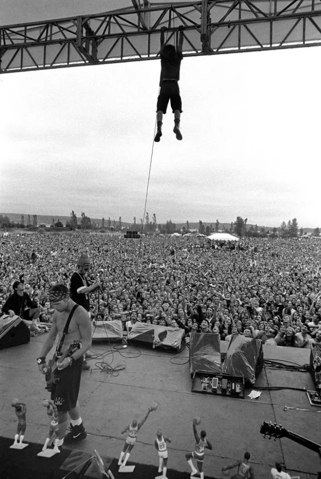 Eddie Vedder Pearl Jam— Paper Poster